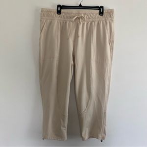 Rachel Zoe NWT Women’s It’s all about Comfort Joggers in Cream Mid Rise Slim Leg